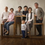 祖父母と一緒に１才お誕生記念写真